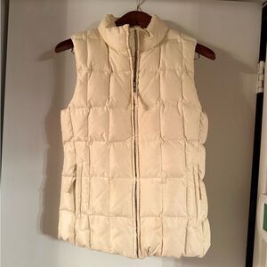 GAP Women's Ivory Quilted Vest